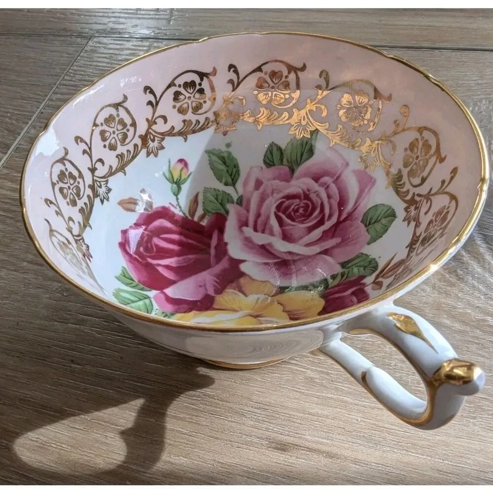 Vintage Paragon Pink Interior Cabbage Rose Teacup w/ Heavy Gold Filigree